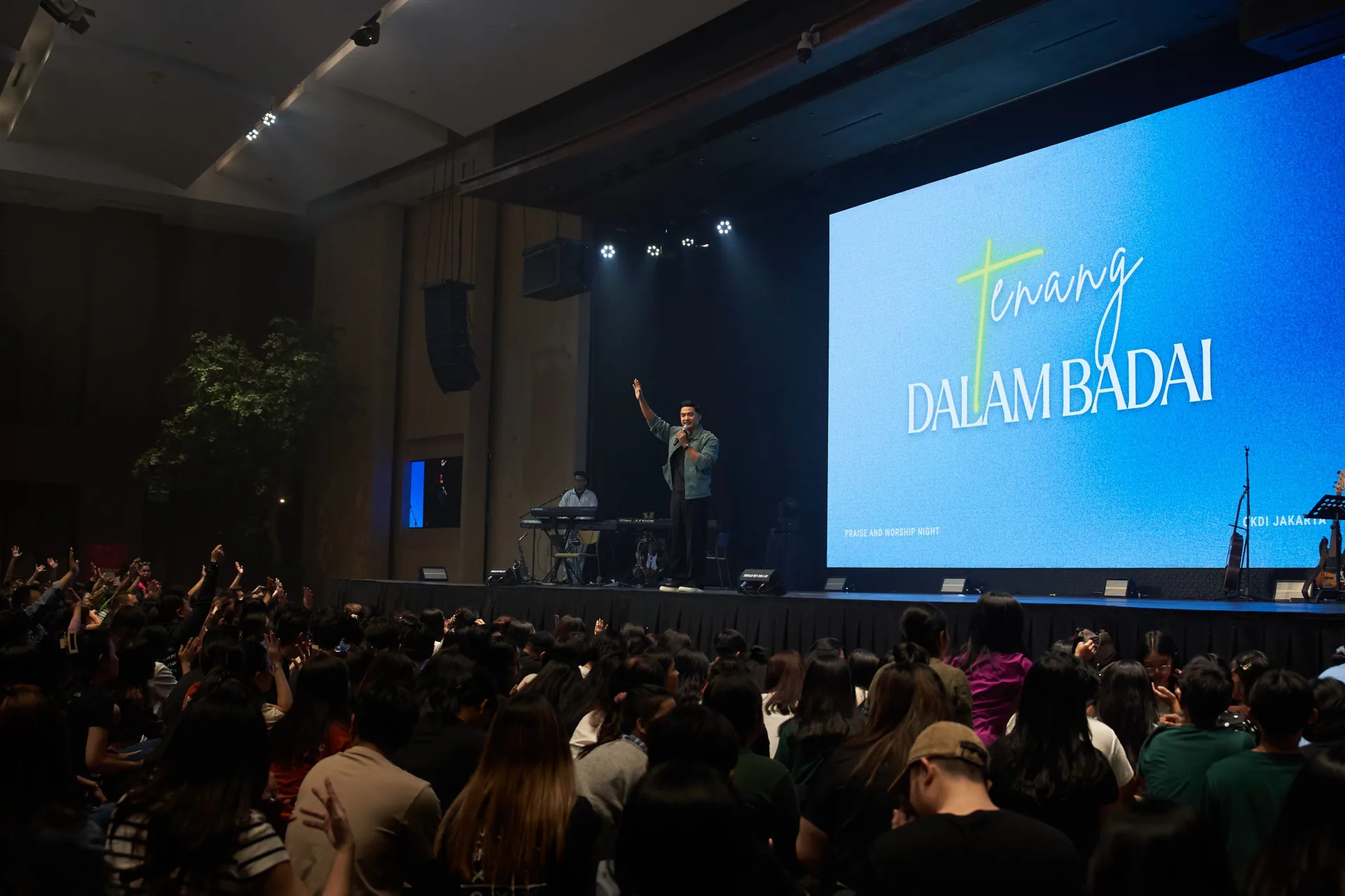 GKDI Worship di balik layar